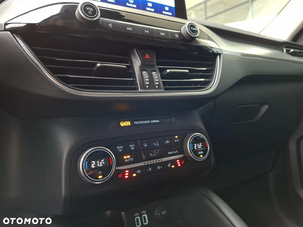 Ford Kuga 2.5 FHEV FWD Titanium - 25