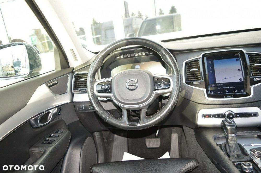 Volvo XC 90 D5 AWD Momentum - 20