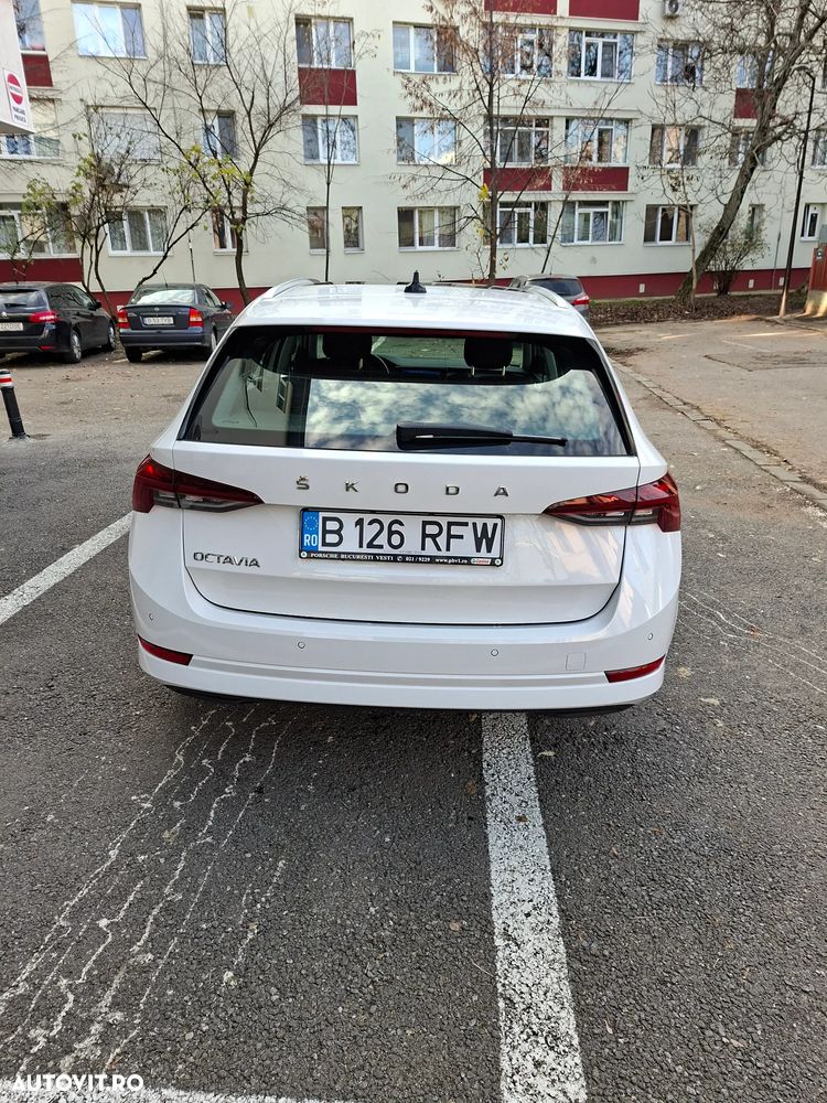 SKODA Octavia 2021 — imagine 4