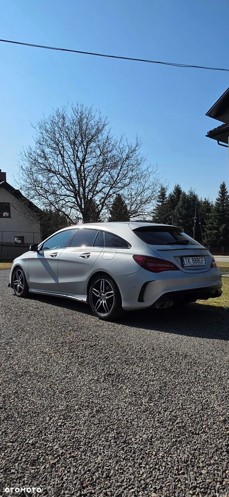 Mercedes-Benz CLA 180 7G-DCT AMG Line - 4