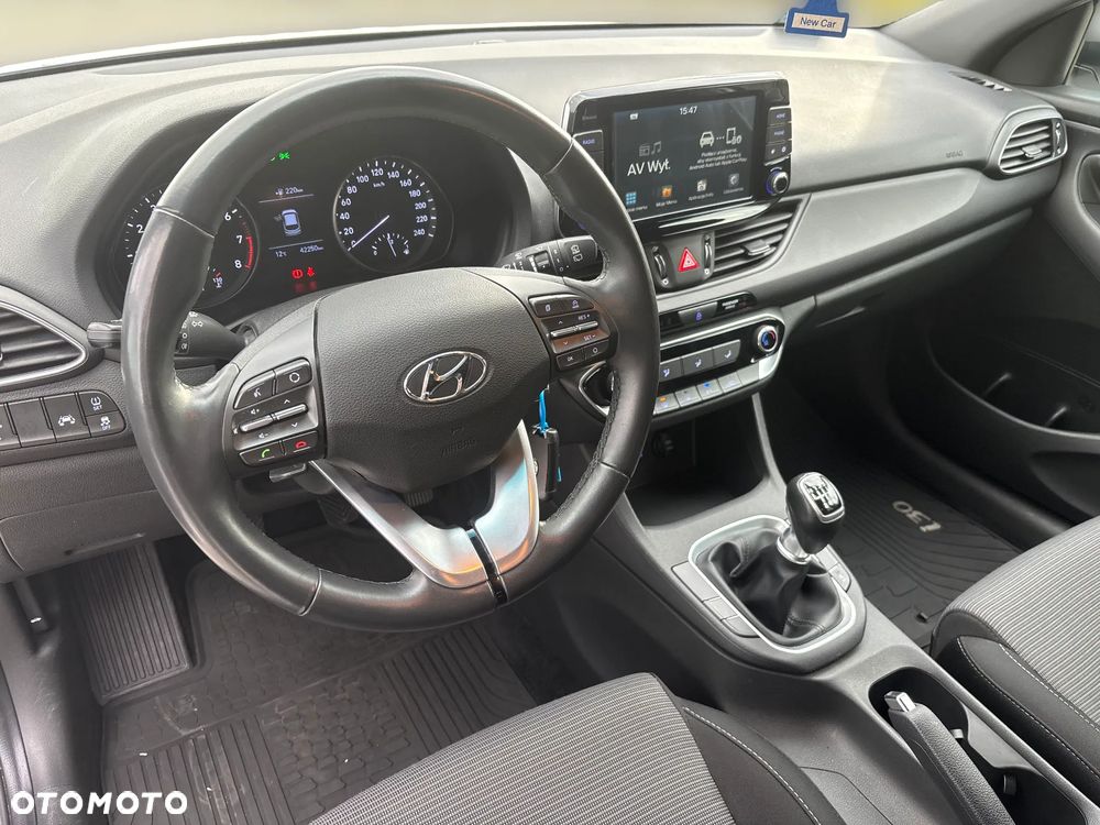 Hyundai i30 1.4 Comfort - 9