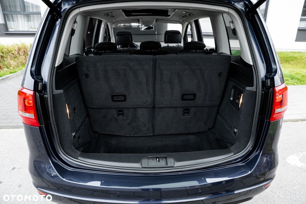 Volkswagen Sharan 2.0 TDI DSG Blue Motion Match - 19