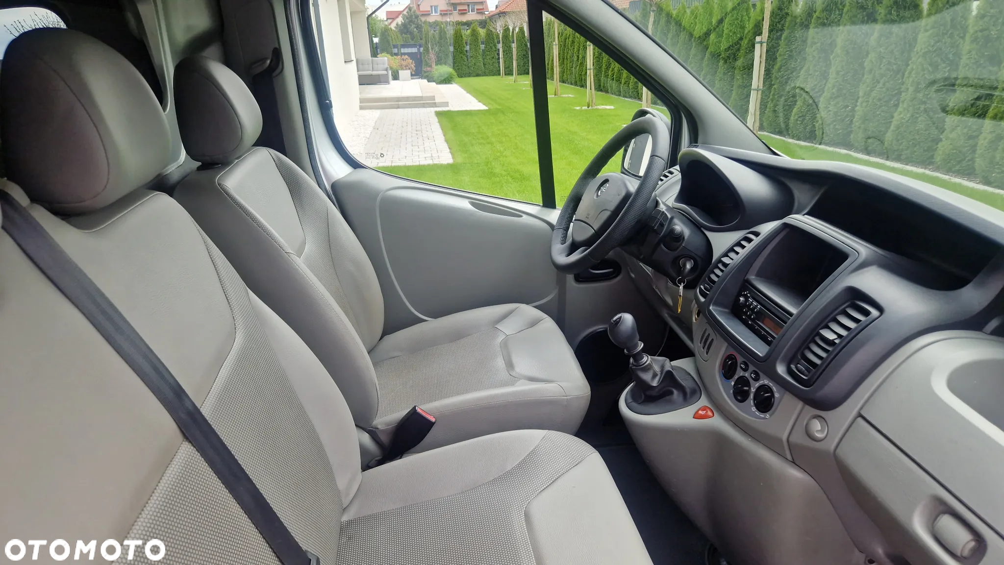 Opel Vivaro - 9