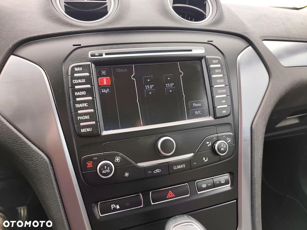 Ford Mondeo 2.0 TDCi Titanium - 18