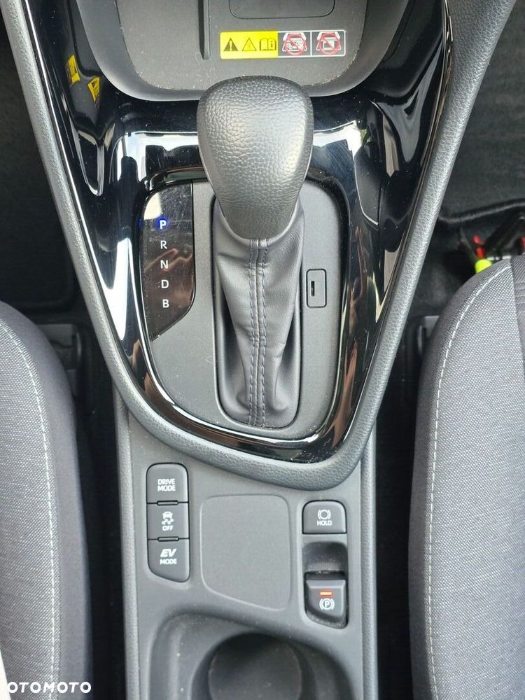 Toyota Yaris Hybrid 1.5 Style - 15