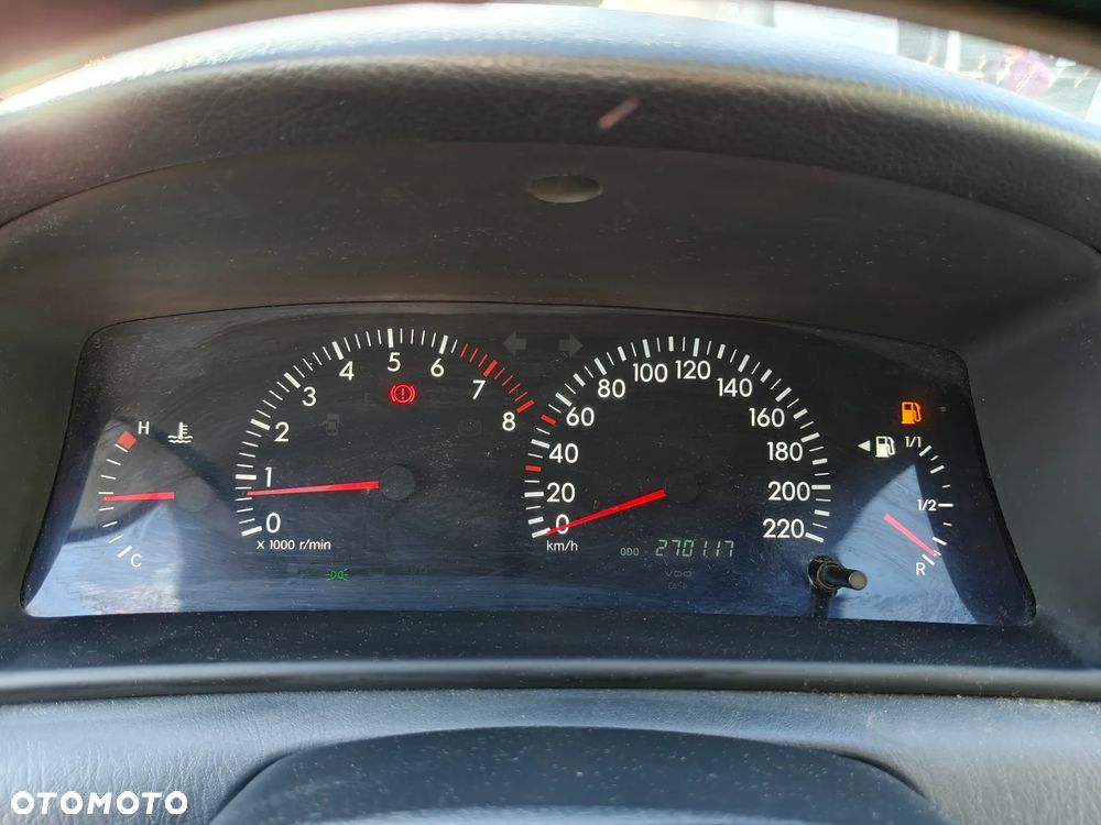 Toyota Corolla 1.4 Terra3 - 27