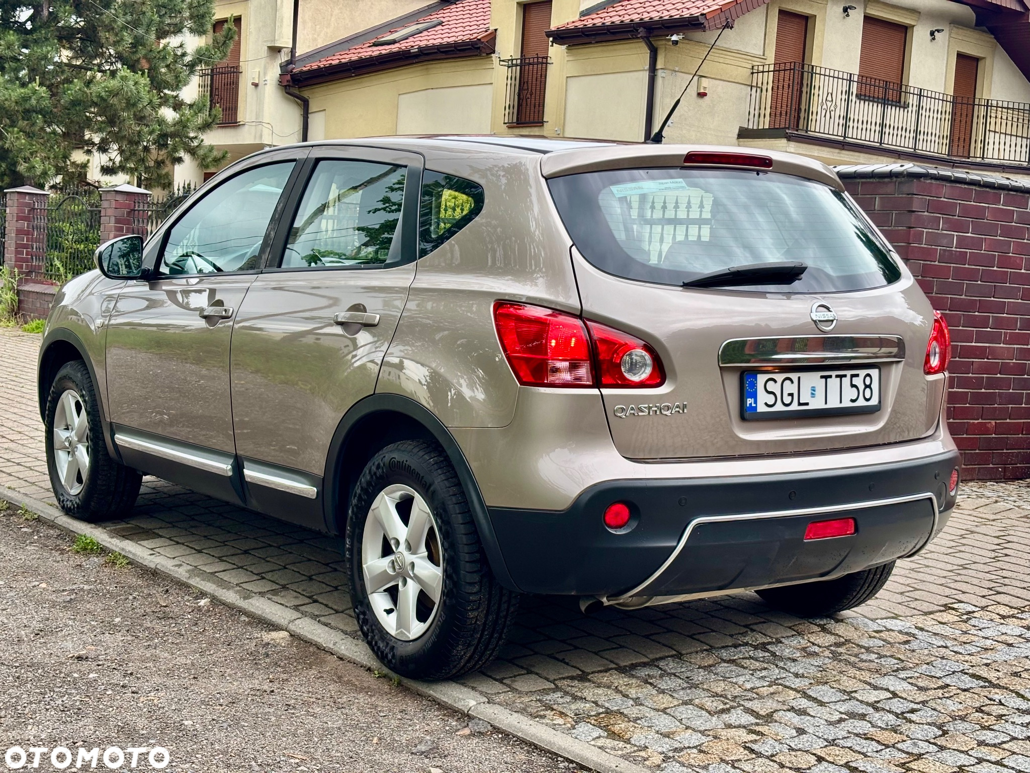 Nissan Qashqai 2.0 4x4 Tekna - 16