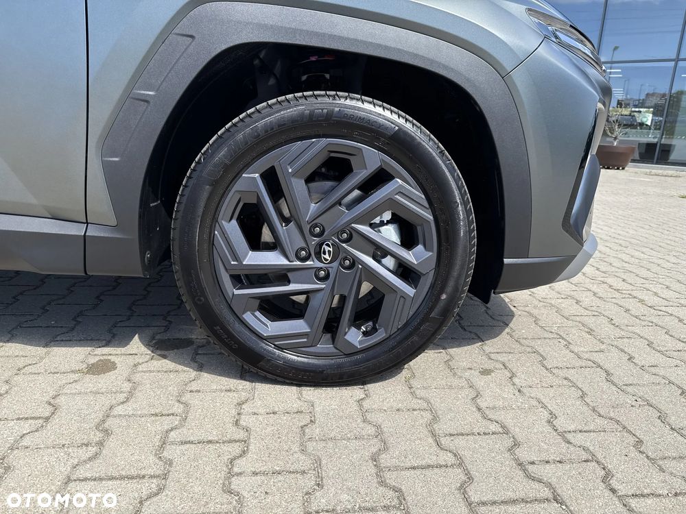 Hyundai Tucson 1.6 T-GDi HEV Smart Black 2WD - 32