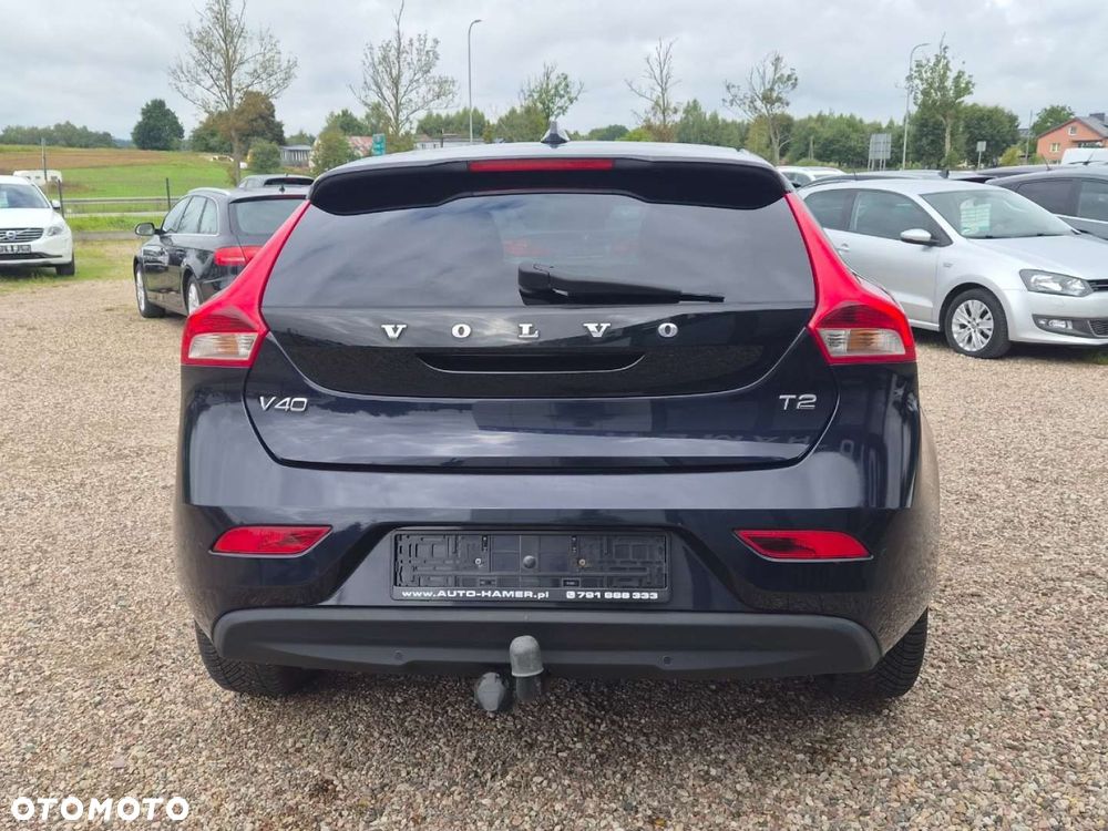 Volvo V40 T2 Momentum - 28
