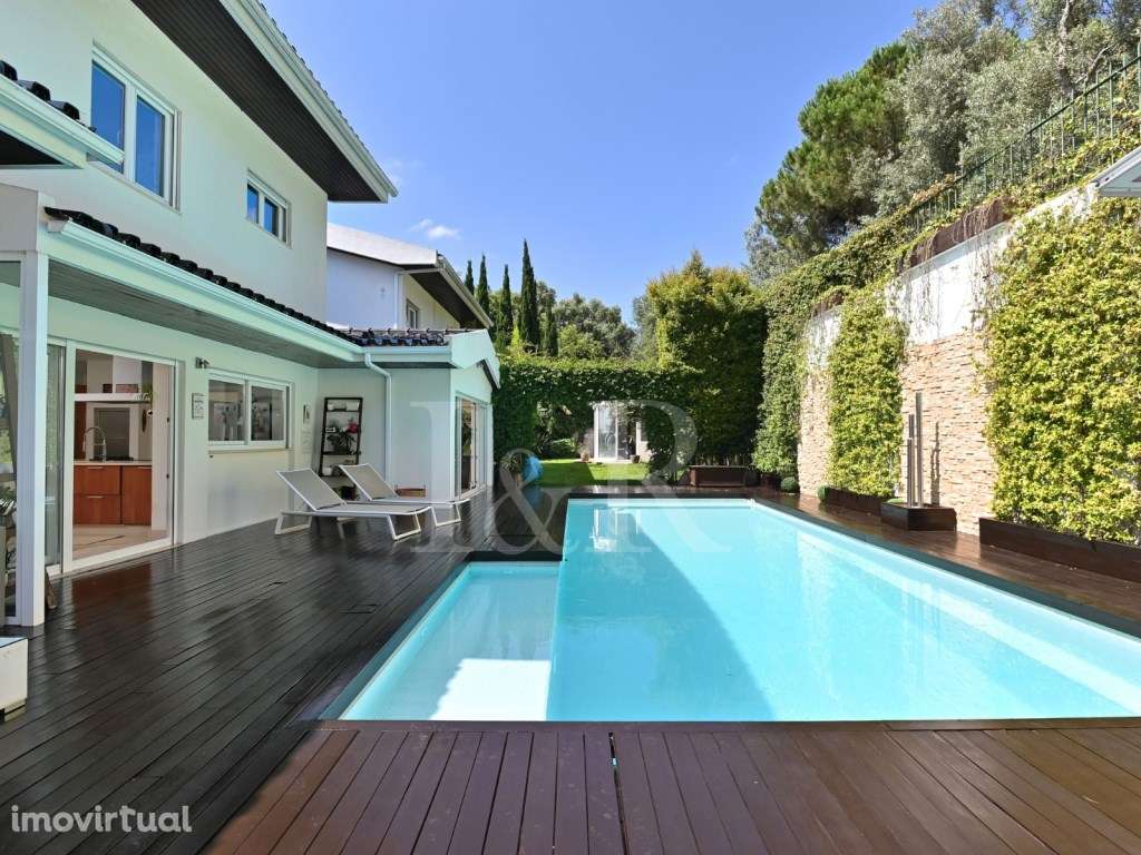 Moradia T6 com jardim, piscina e vista rio no Restelo, Lisboa - Grande imagem: 2/56