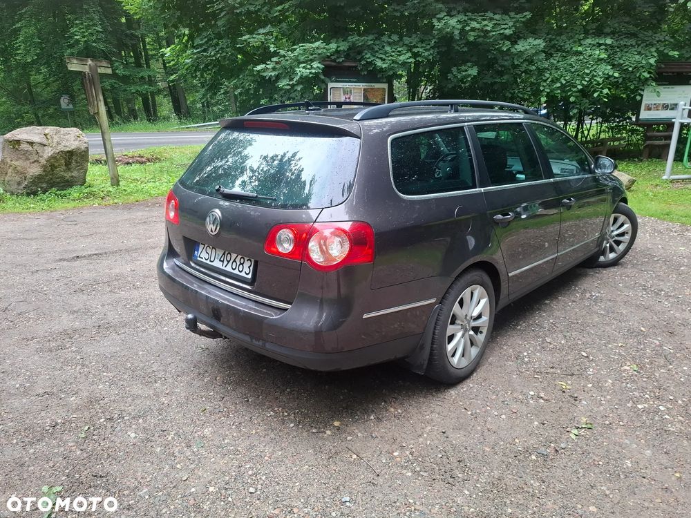 Volkswagen Passat 2.0 TDI Comfortline - 4