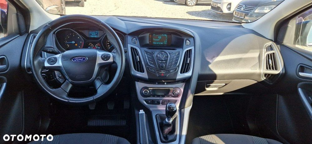 Ford Focus - 24
