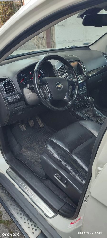 Chevrolet Captiva - 12