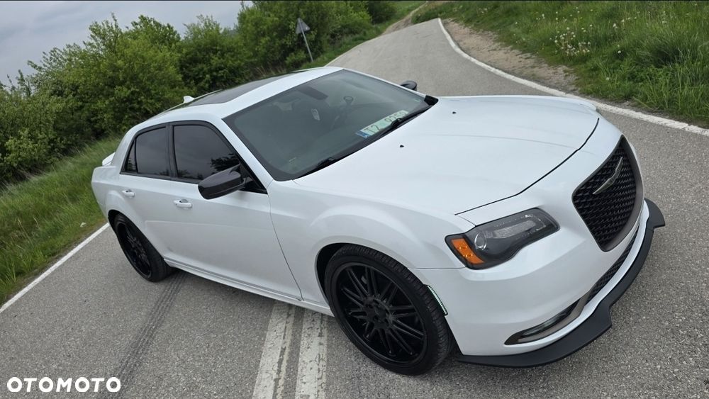 Chrysler 300s - 8