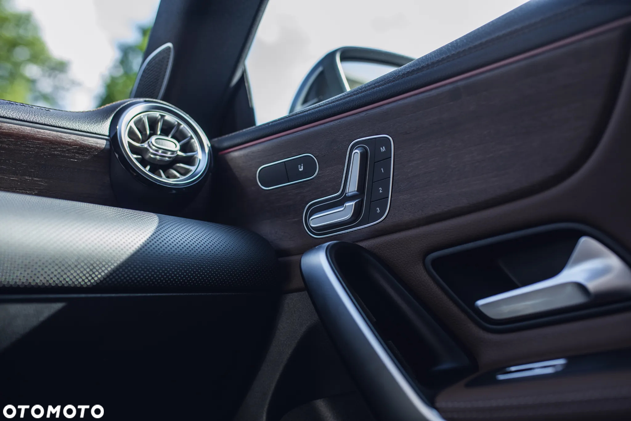 Mercedes-Benz CLA AMG 35 4-Matic 7G-DCT - 15