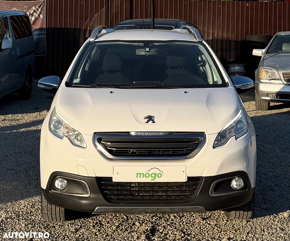 Peugeot 2008 1.2 PureTech Turbo Allure - 2