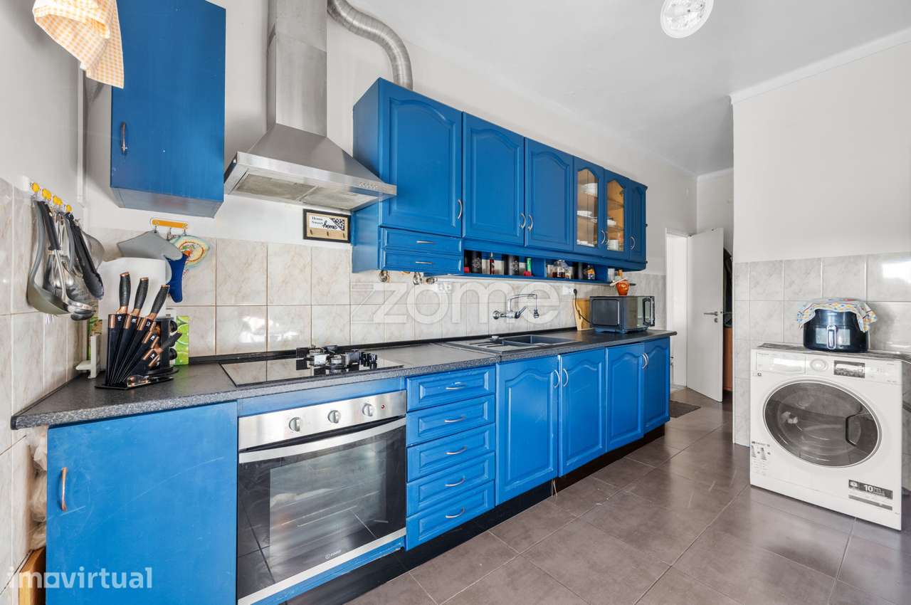 Apartamento T2 + 1 na Charneca da Caparica - Grande imagem: 2/25