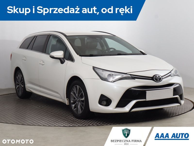 Toyota Avensis - 2