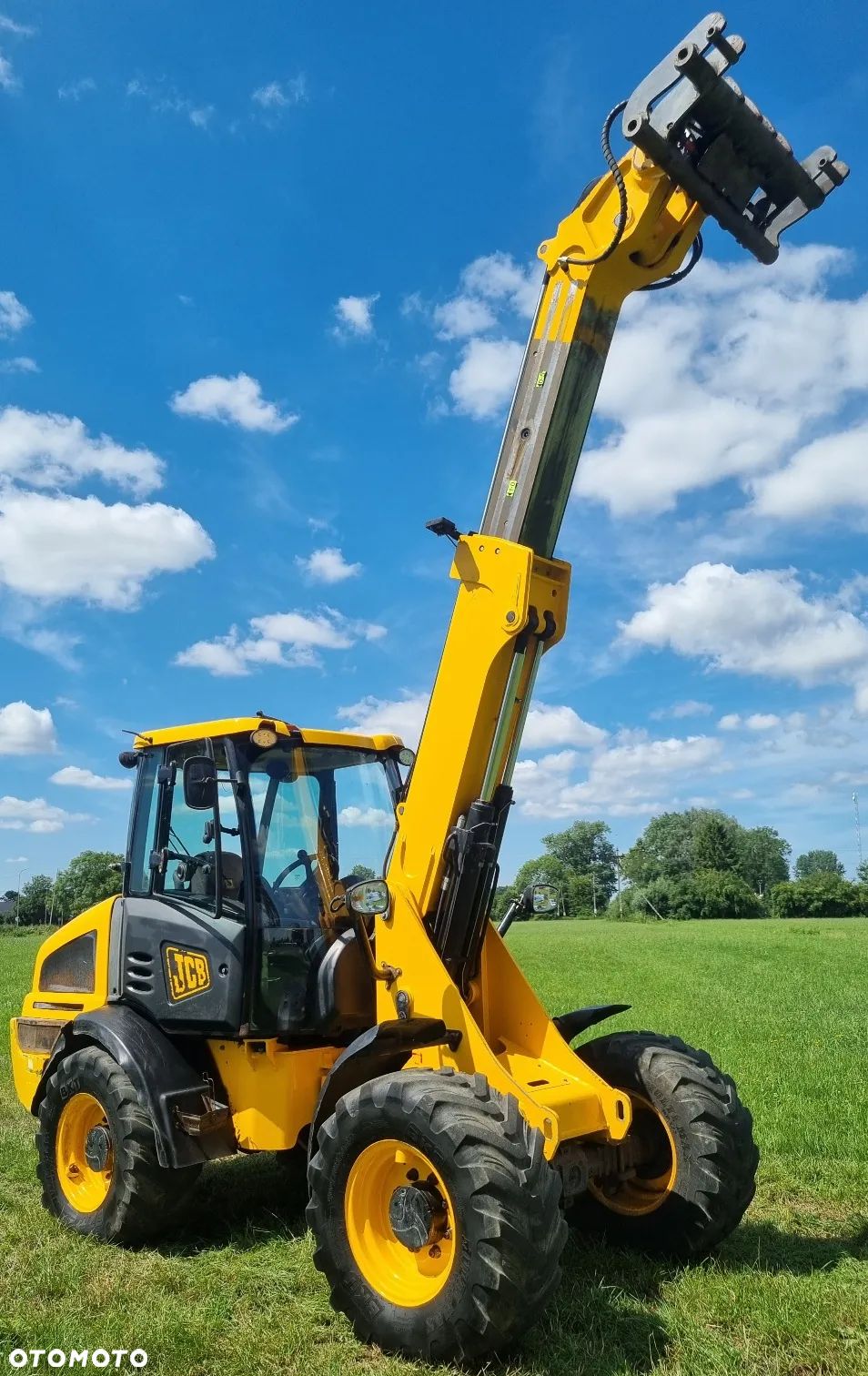JCB TM 220 - 1
