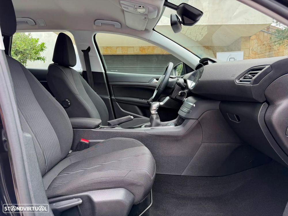 Peugeot 308 1.6 BlueHDi Active - 11