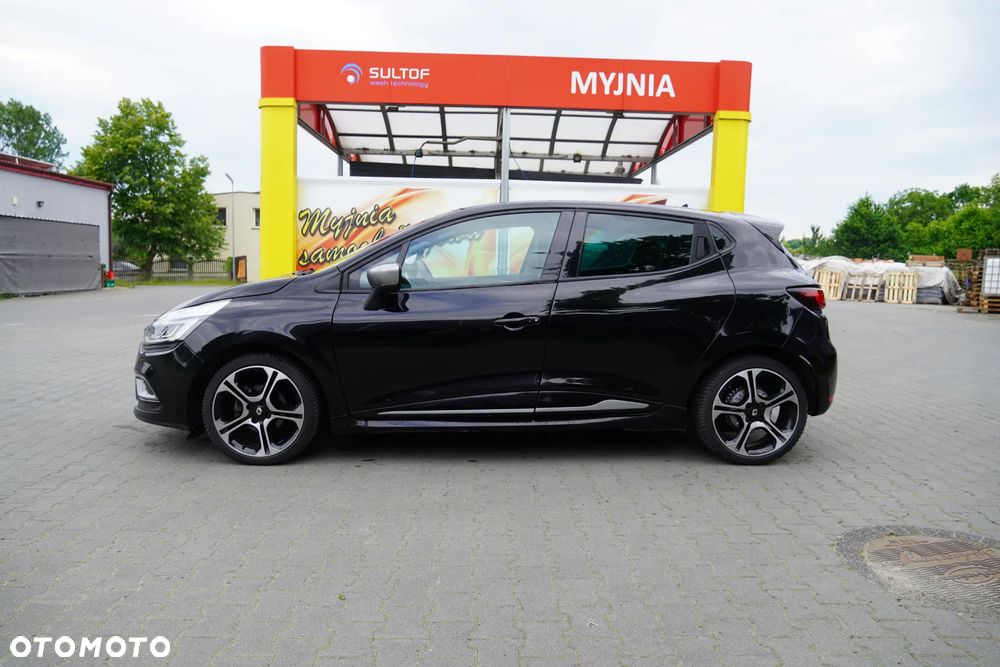 Renault Clio - 6