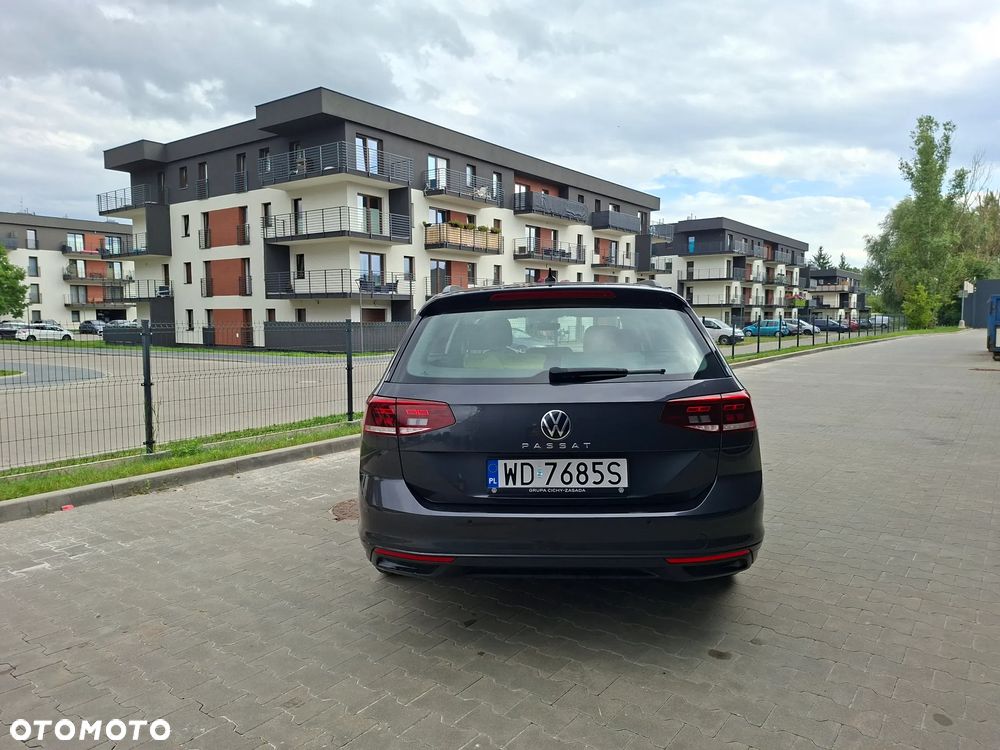 Volkswagen Passat Variant 2.0 TDI EVO Business DSG - 19