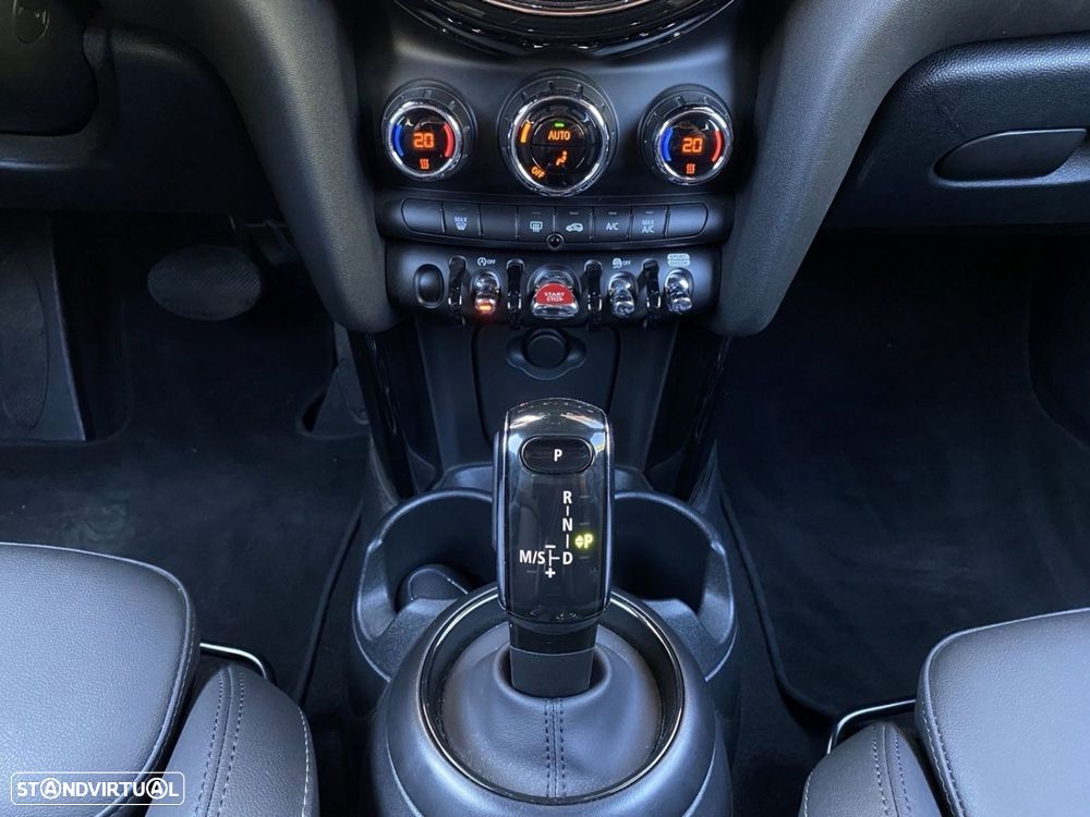 MINI 3 Portas Cooper Premium Classic Auto - 10