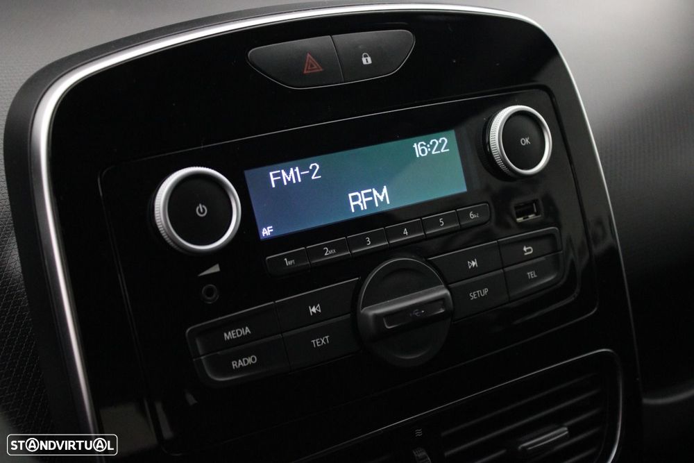 Renault Clio 1.5 dCi Zen - 16