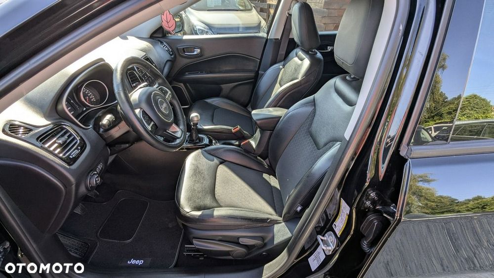 Jeep Compass - 13