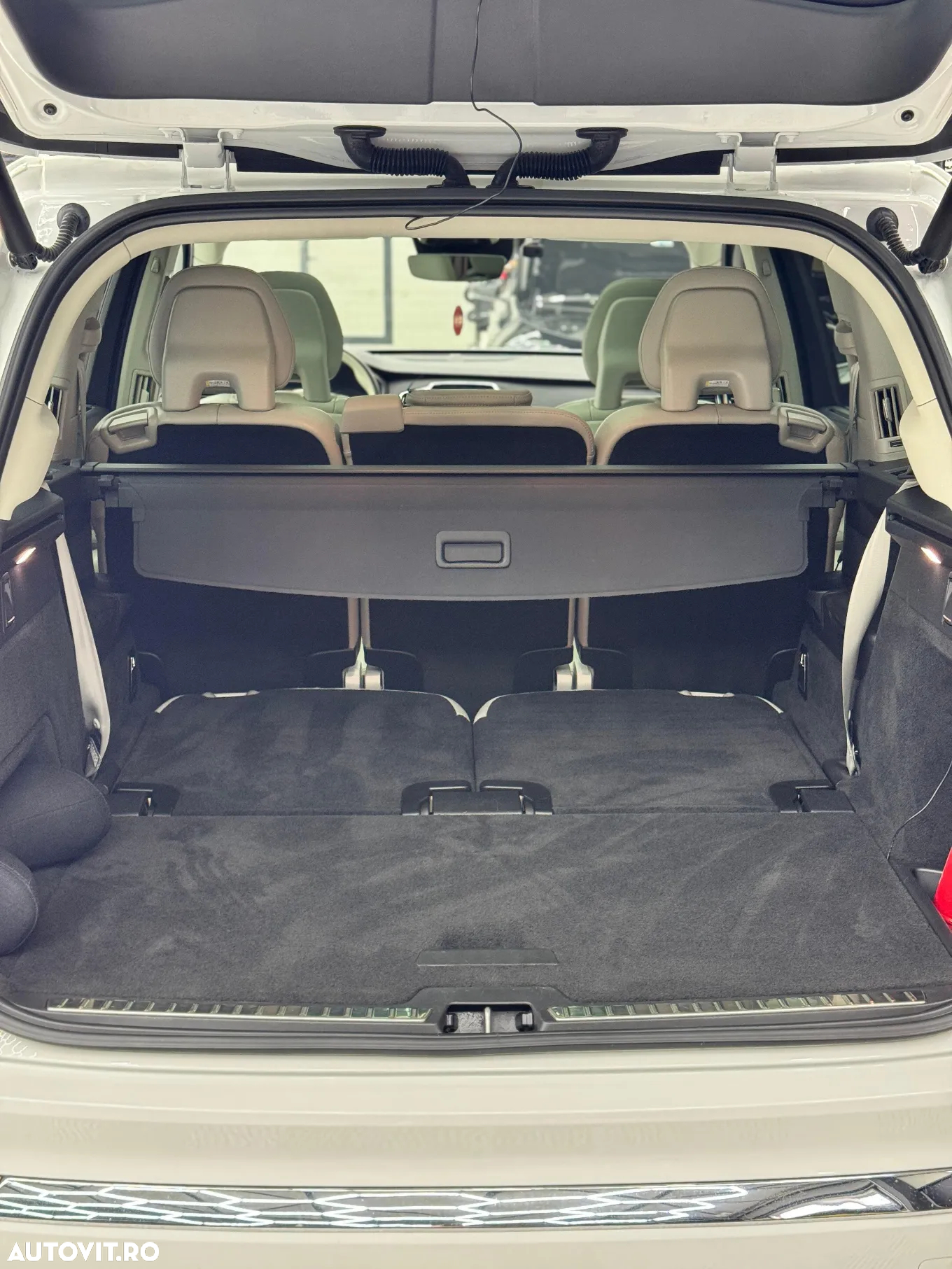 Volvo XC 90 Recharge T8 eAWD Inscription - 28