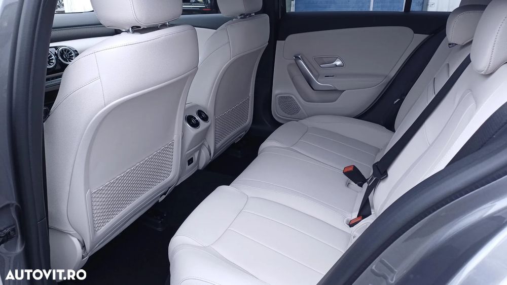 Mercedes-Benz A 200 MHEV 7G-DCT - 13