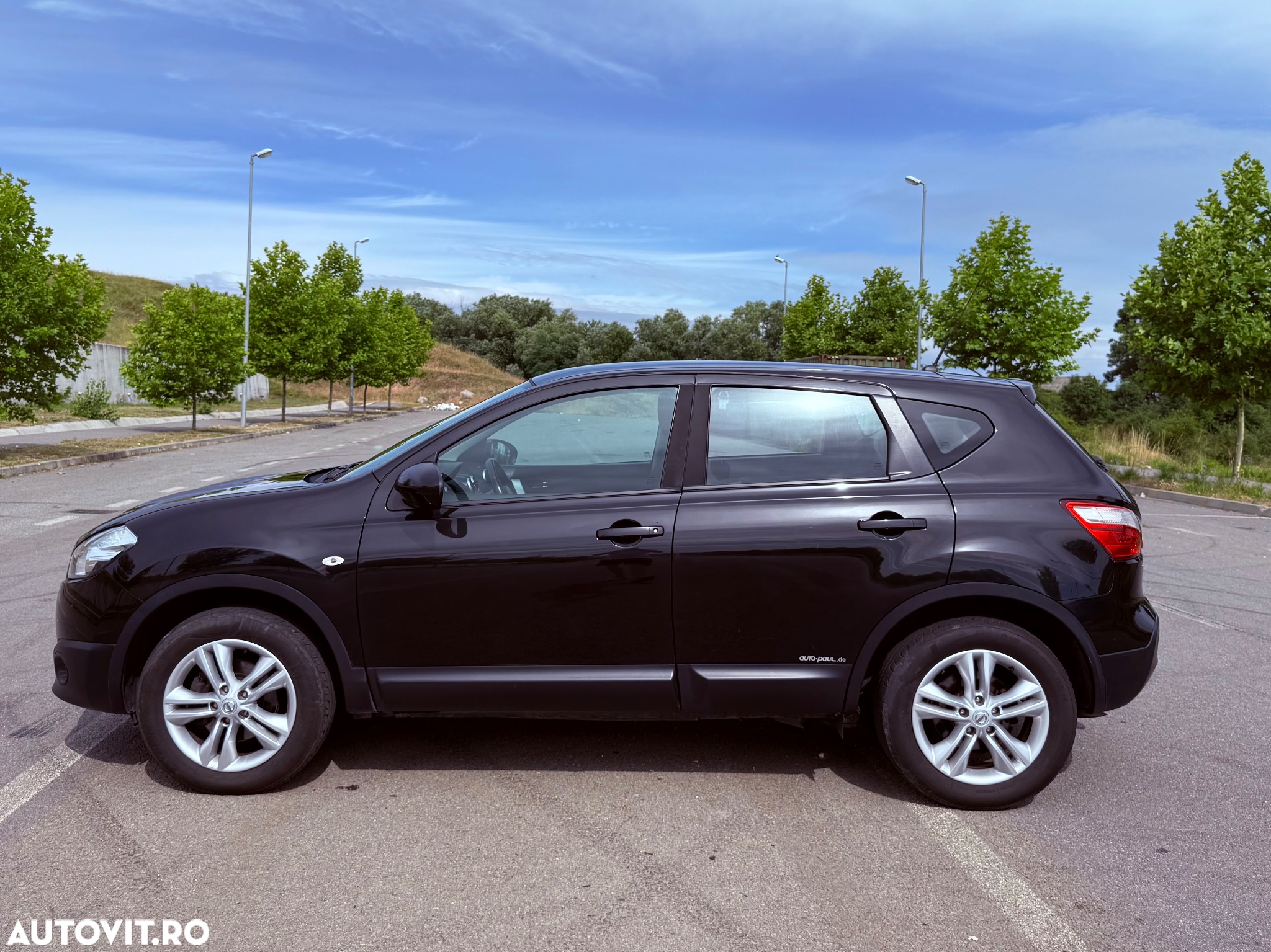 Nissan Qashqai 1.6 DCI 4 x 4 DPF tekna - 8