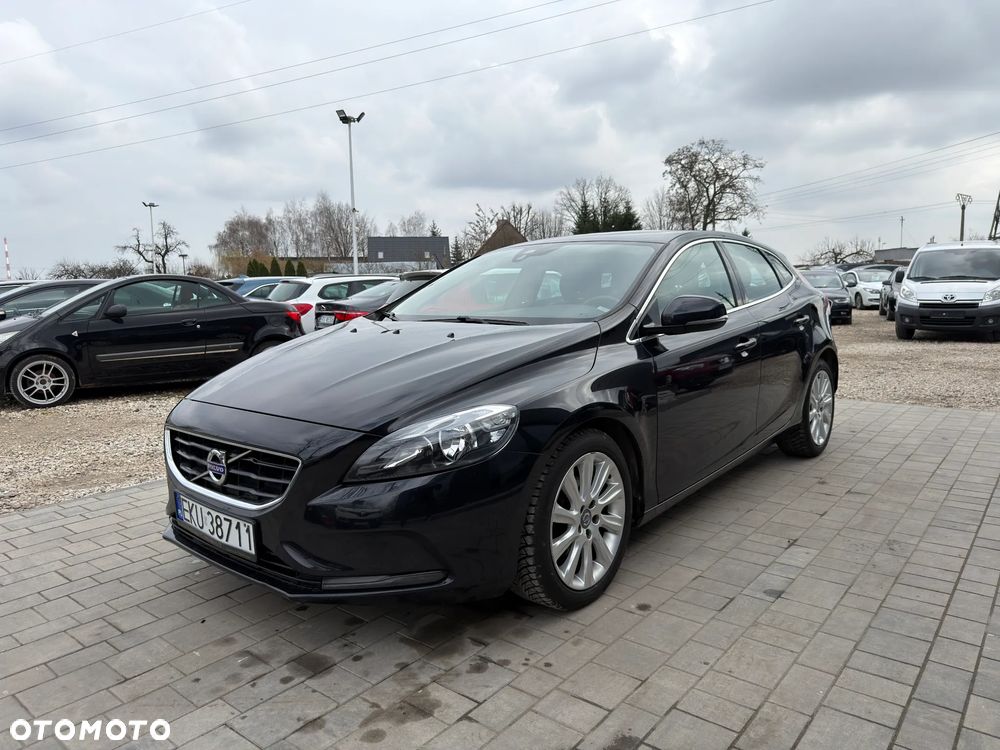 Volvo V40 D2 - 9