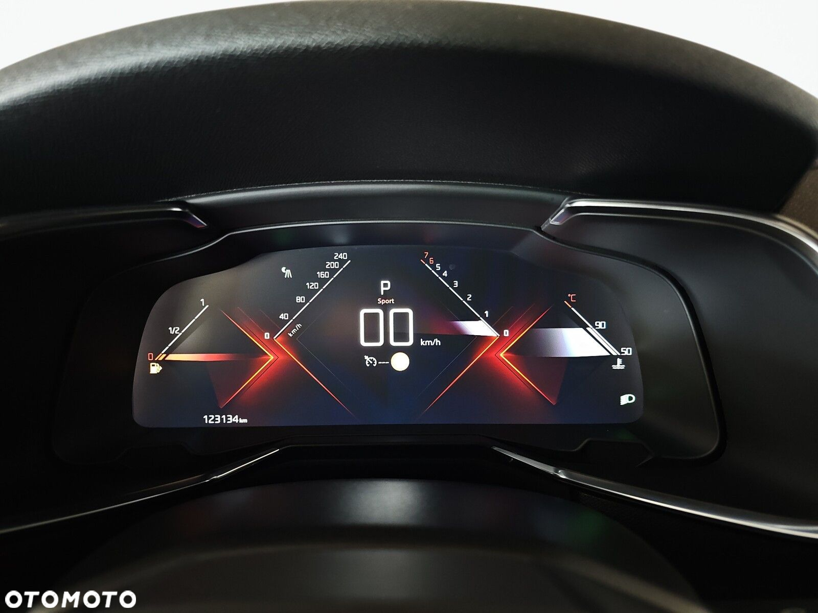DS Automobiles DS 7 Crossback - 16