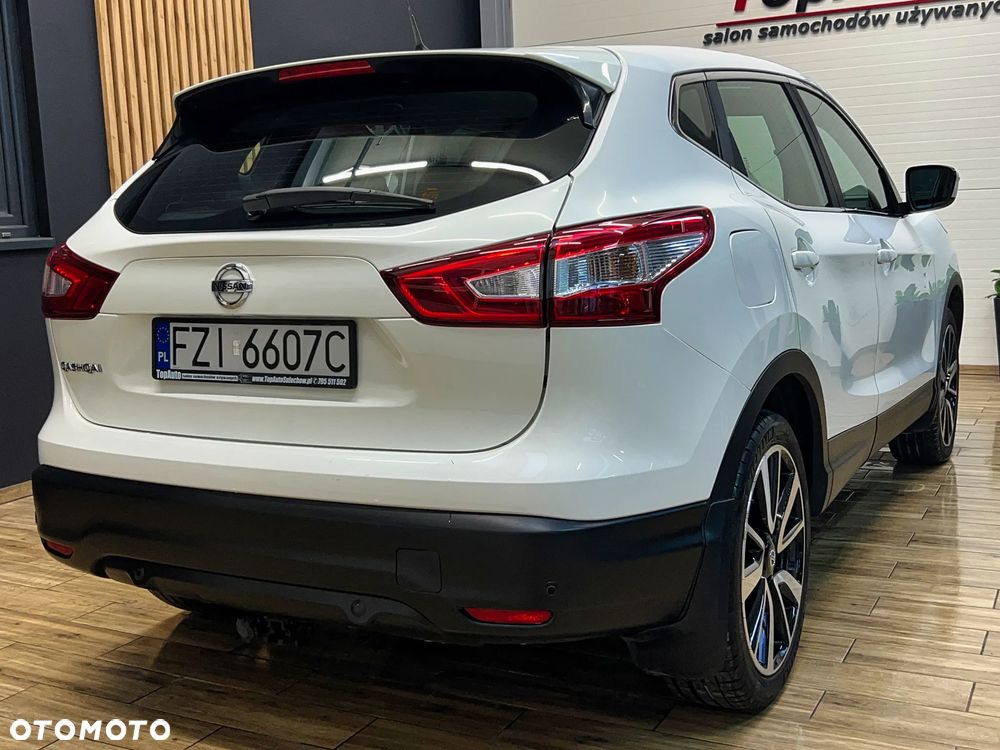 Nissan Qashqai 1.2 DIG-T N-Connecta EU6 - 9