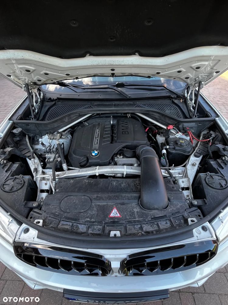BMW X5 xDrive35i - 15