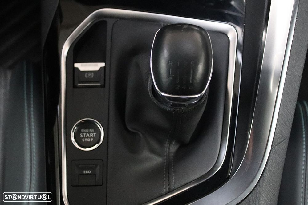 Peugeot 3008 1.2 PureTech Allure Pack - 14