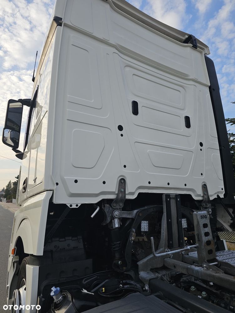 Mercedes-Benz Actros 2545 - 11