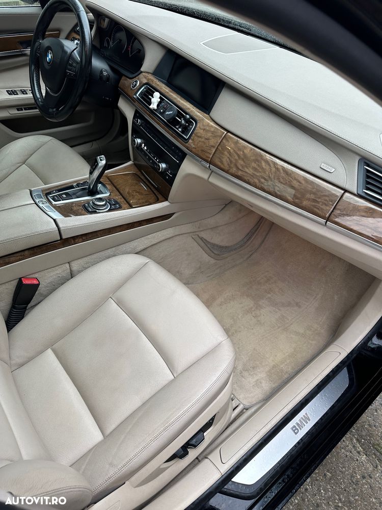 BMW Seria 7 730d Aut. - 6