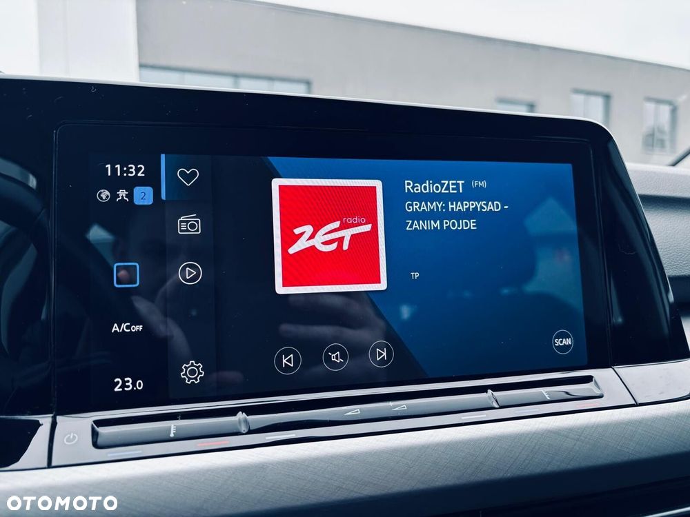 Volkswagen Golf - 26