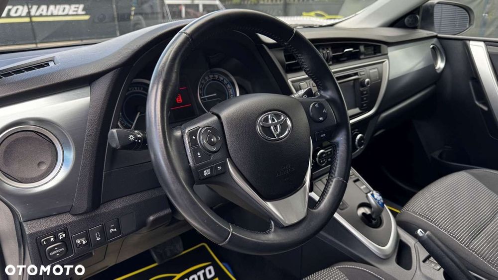 Toyota Auris - 34