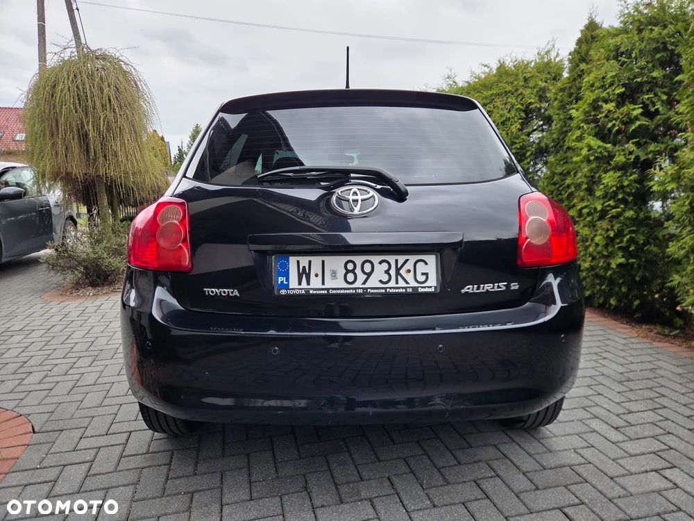 Toyota Auris 1.4 D-4D Terra - 6