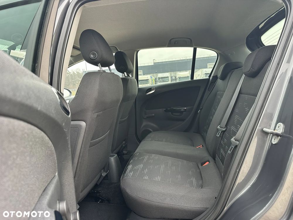 Opel Corsa 1.4 16V Satellite - 36