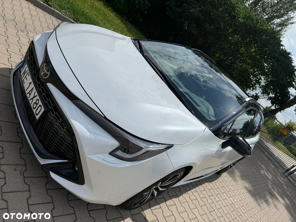 Toyota Corolla 2.0 Hybrid GR Sport Dynamic - 2