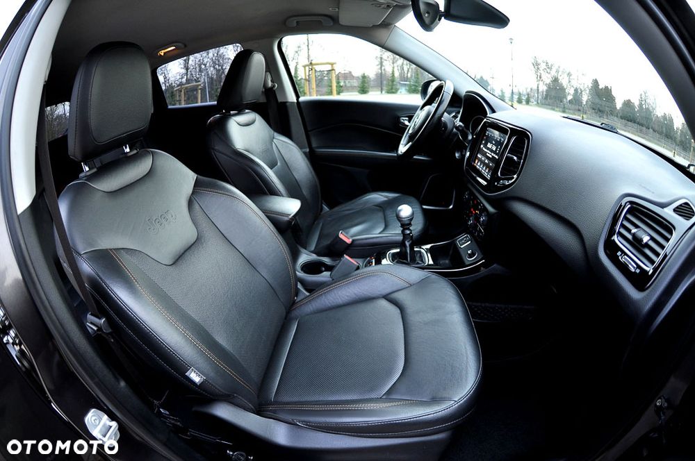 Jeep Compass 1.6 MultiJet Limited - 24