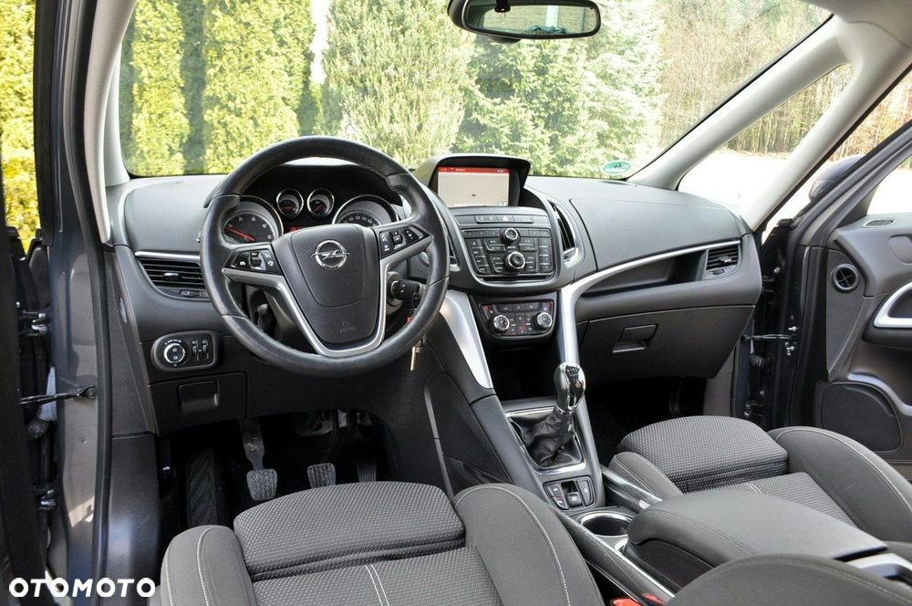 Opel Zafira - 29