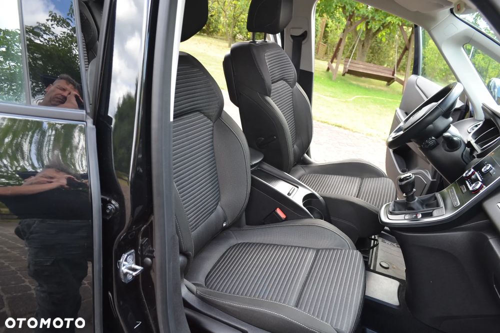 Renault Scenic ENERGY TCe 130 INTENS - 26