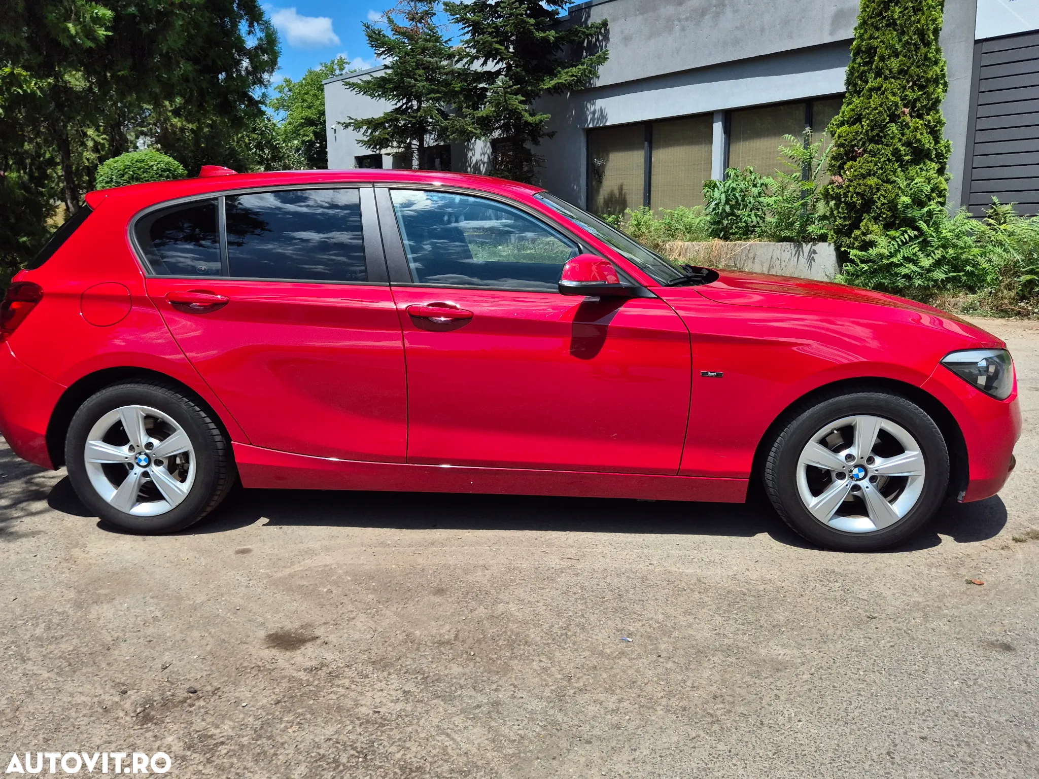 BMW Seria 1 118d Sport Line - 24