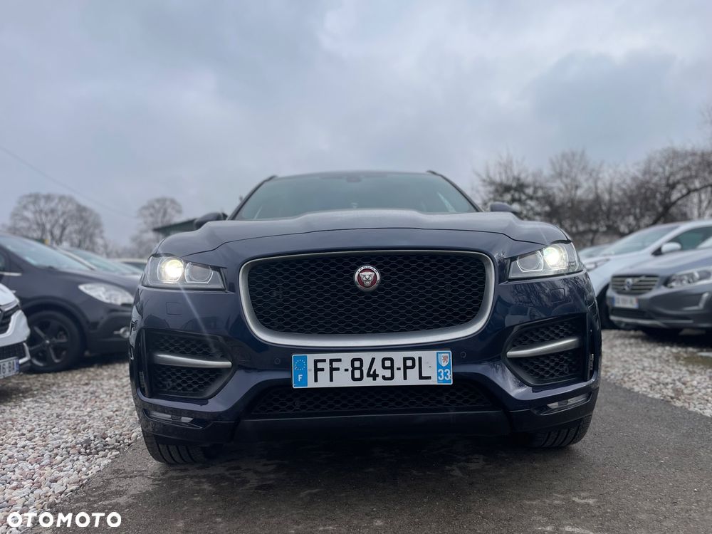 Jaguar F-Pace 25t AWD R-Sport - 2