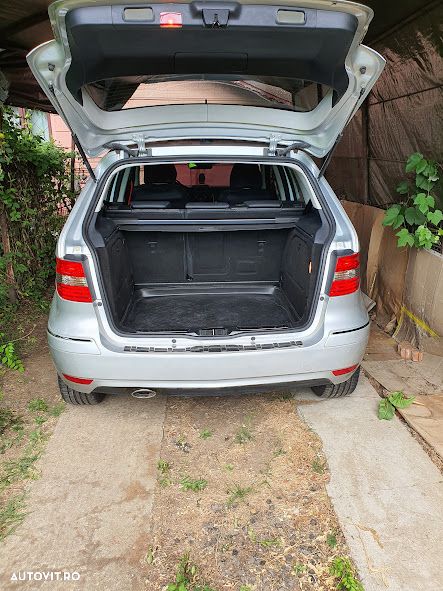 Mercedes-Benz B 200 - 7